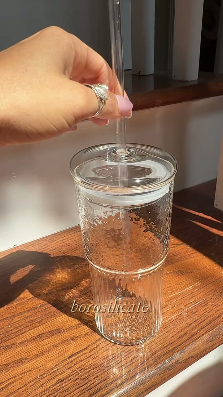 Glass tumbler